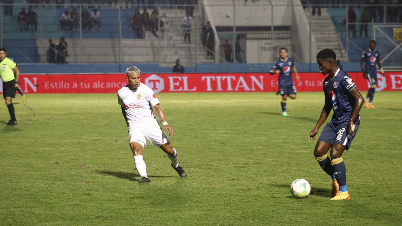Motagua le quitó el invicto y roba el liderato al Olimpia gracias a Mauro Ortíz