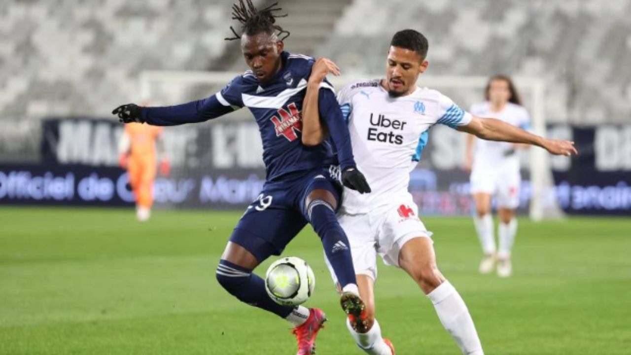 L'Equipe confirma el futuro de Alberth Elis a horas del cierre de fichajes