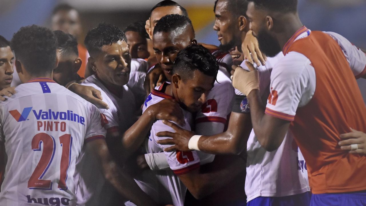Olimpia enfrenta su primer problema previo al duelo ante Municipal de Guatemala
