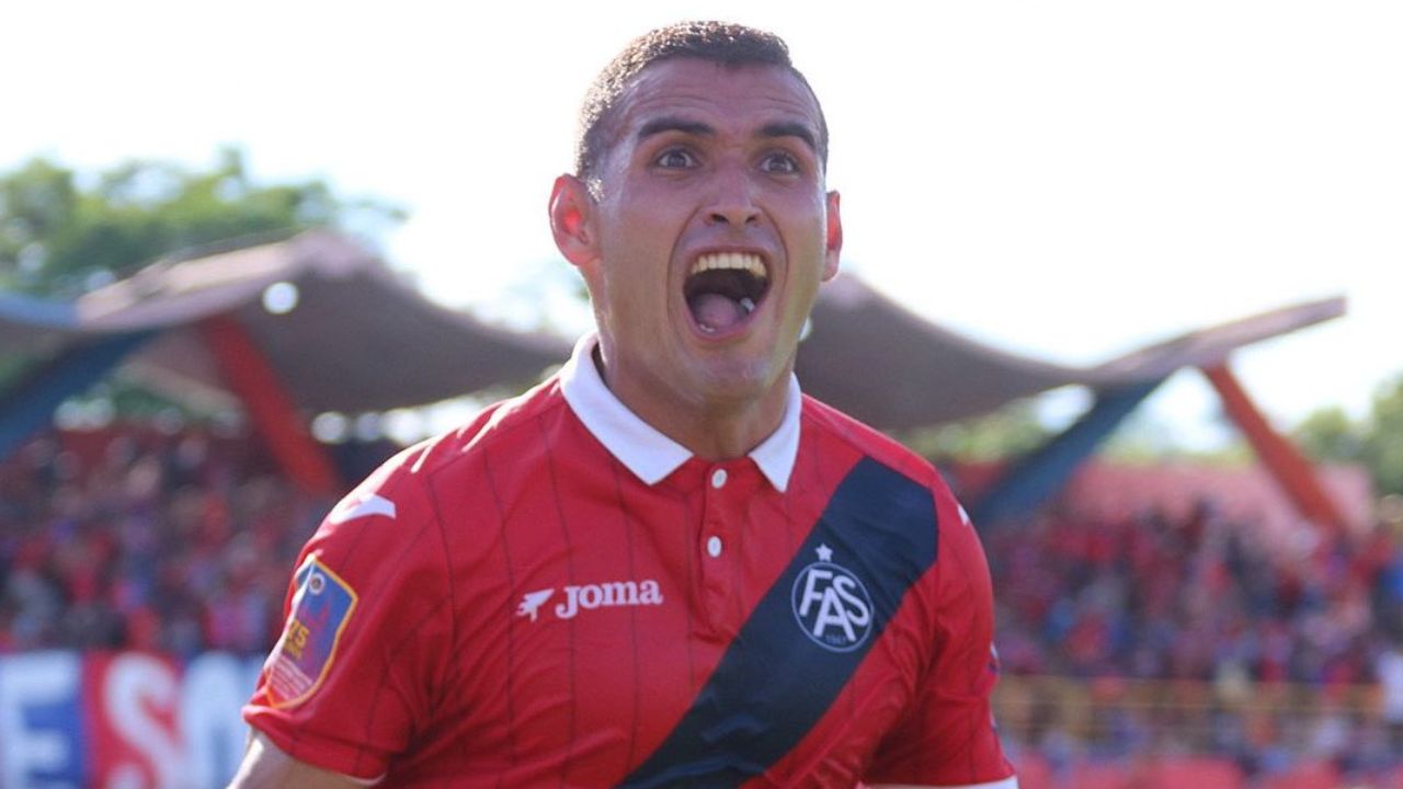 Omar Rosas se olvida del FAS de El Salvador y ya tendría definido su nuevo destino