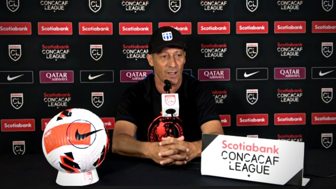 Pedro Troglio manda aviso al Municipal sobre Olimpia y elogia uno de sus jugadores