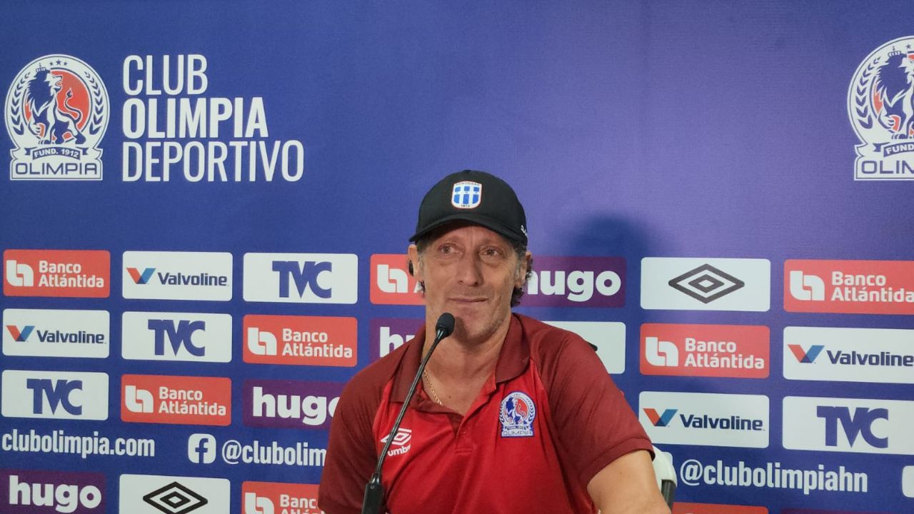 Pese a sumar su segunda victoria, Pedro Troglio se queja del calendario del Apertura 2022-23