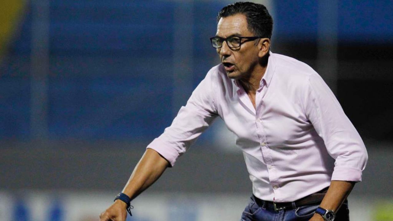 Salomón Nazar cerca de dirigir a su nuevo equipo en el fútbol hondureño