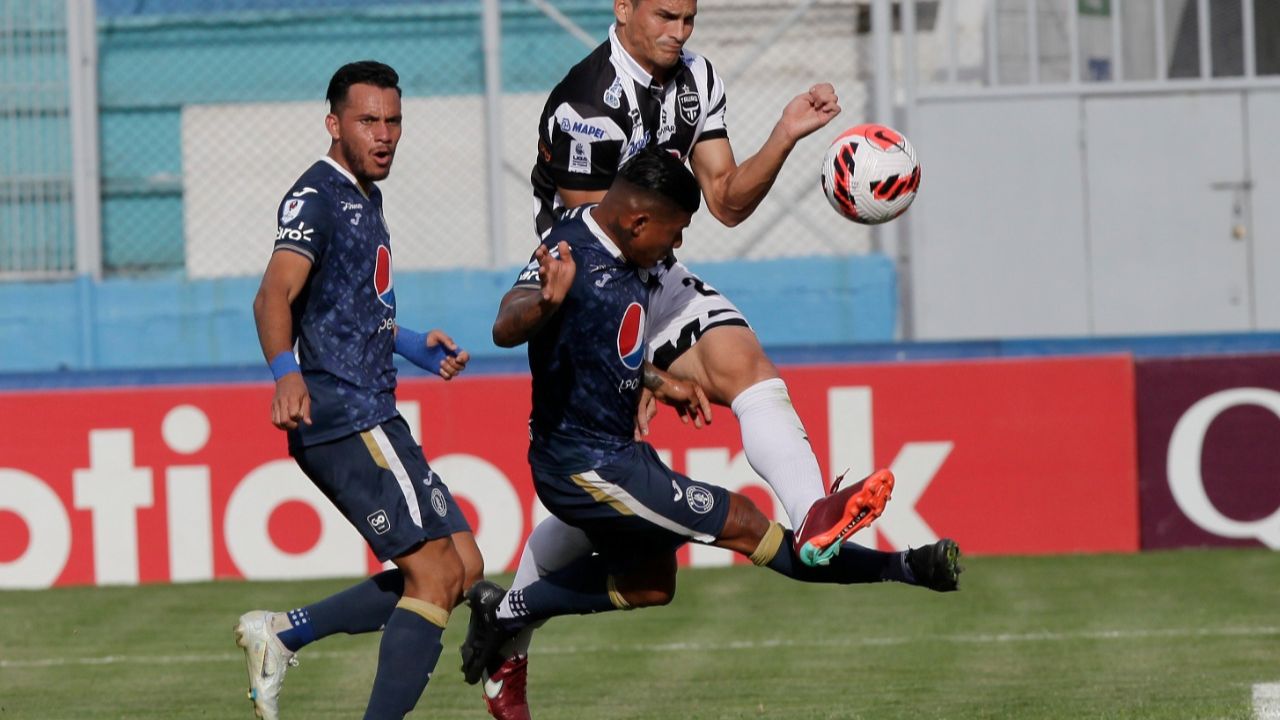 Ángel Tejeda confiesa lo que pensó cuando falló el penal que pudo ser crucial ante el Tauro