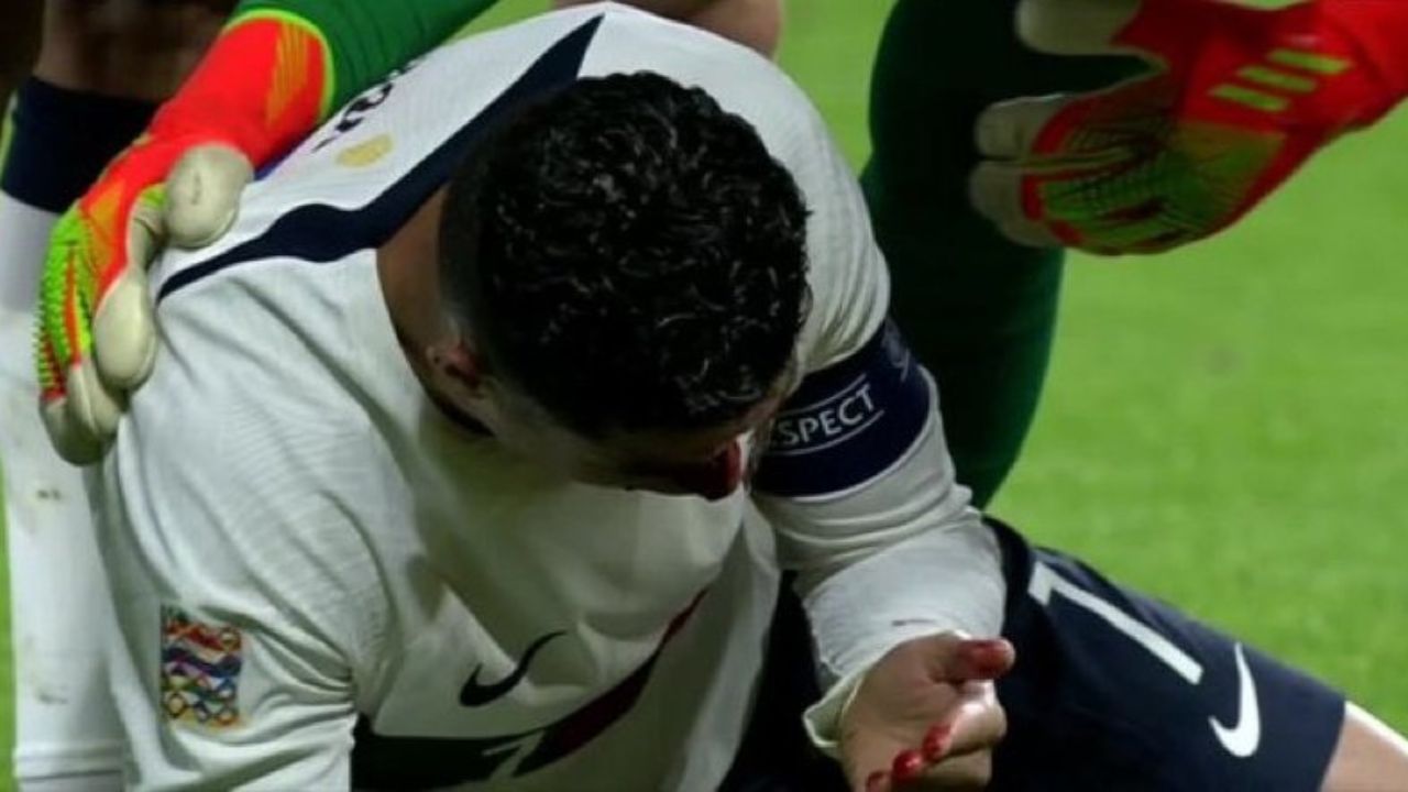 El brutal golpe que sufrió Cristiano Ronaldo donde terminó lleno de sangre