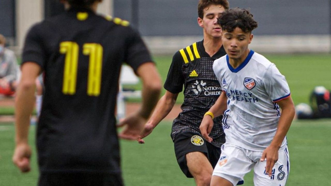 El Salvador tiene en mente arrebatarle una joya de la MLS a Honduras