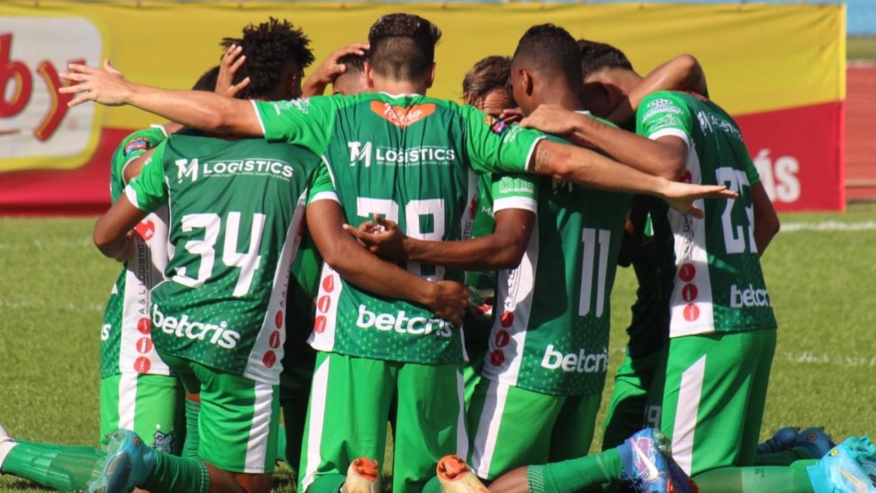 Presidente de equipo de la Liga Nacional se ofrece para ayudar al Platense en segunda división