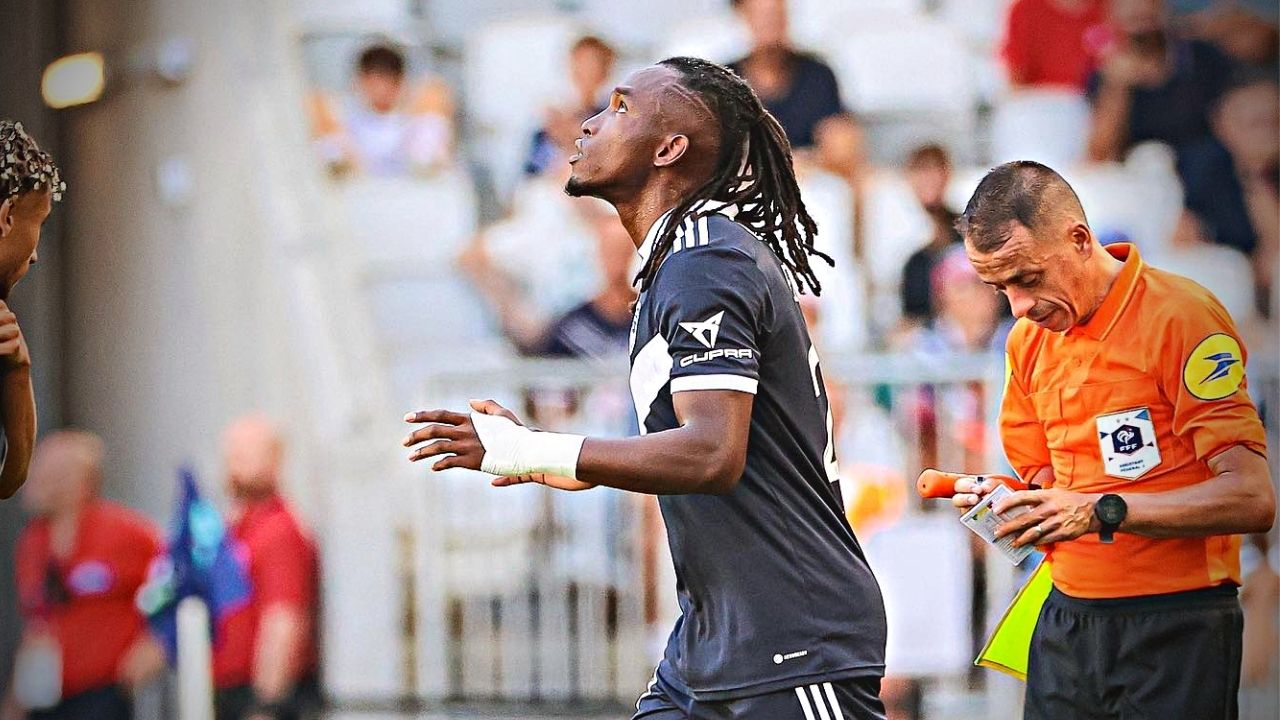 Alberth Elis se pronuncia luego de confirmarse que se quedará en Burdeos