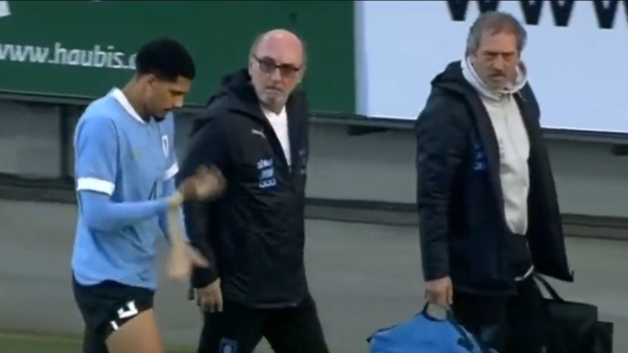 ¡Problemas para Xavi! Araújo se suma a la lista de lesionados en el Barcelona en el parón de selecciones