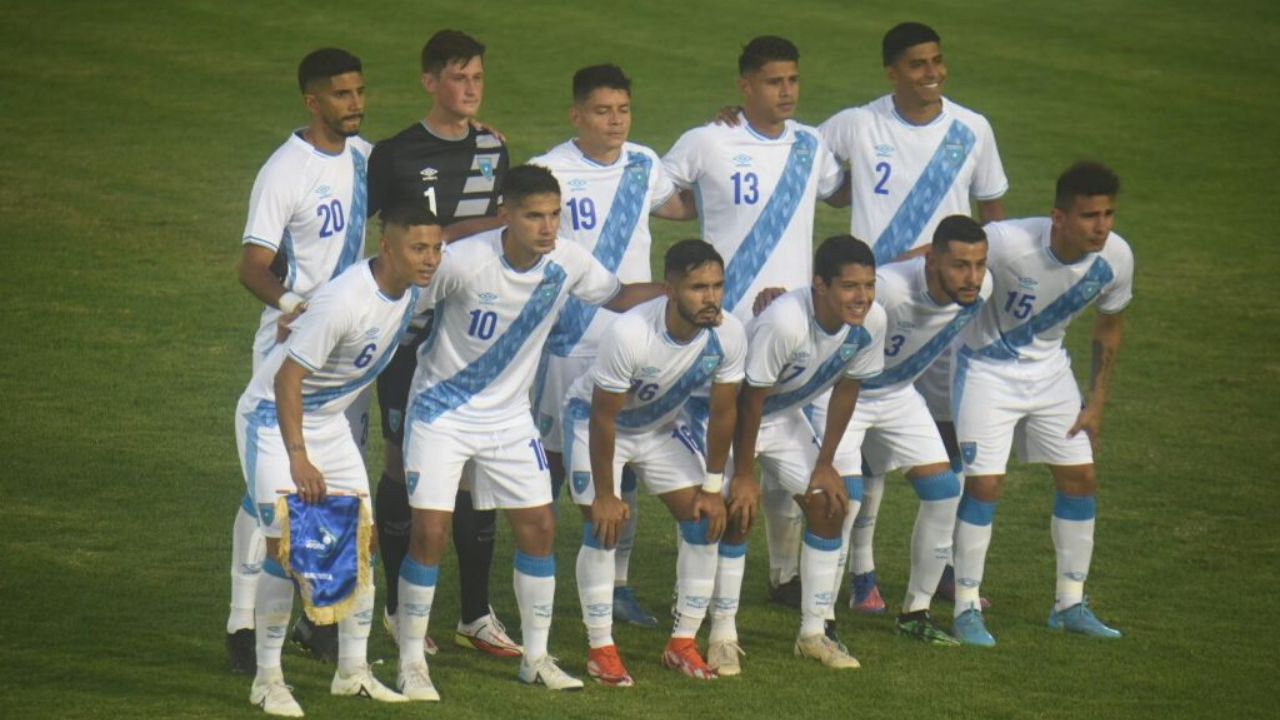 La gran duda en el once inicial de Luis Fernando Tena para enfrentar a Honduras