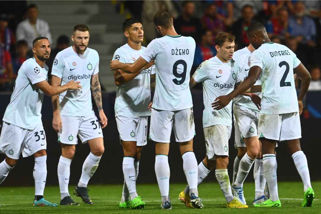 El Inter de Milán se mete en la batalla por los octavos de Champions