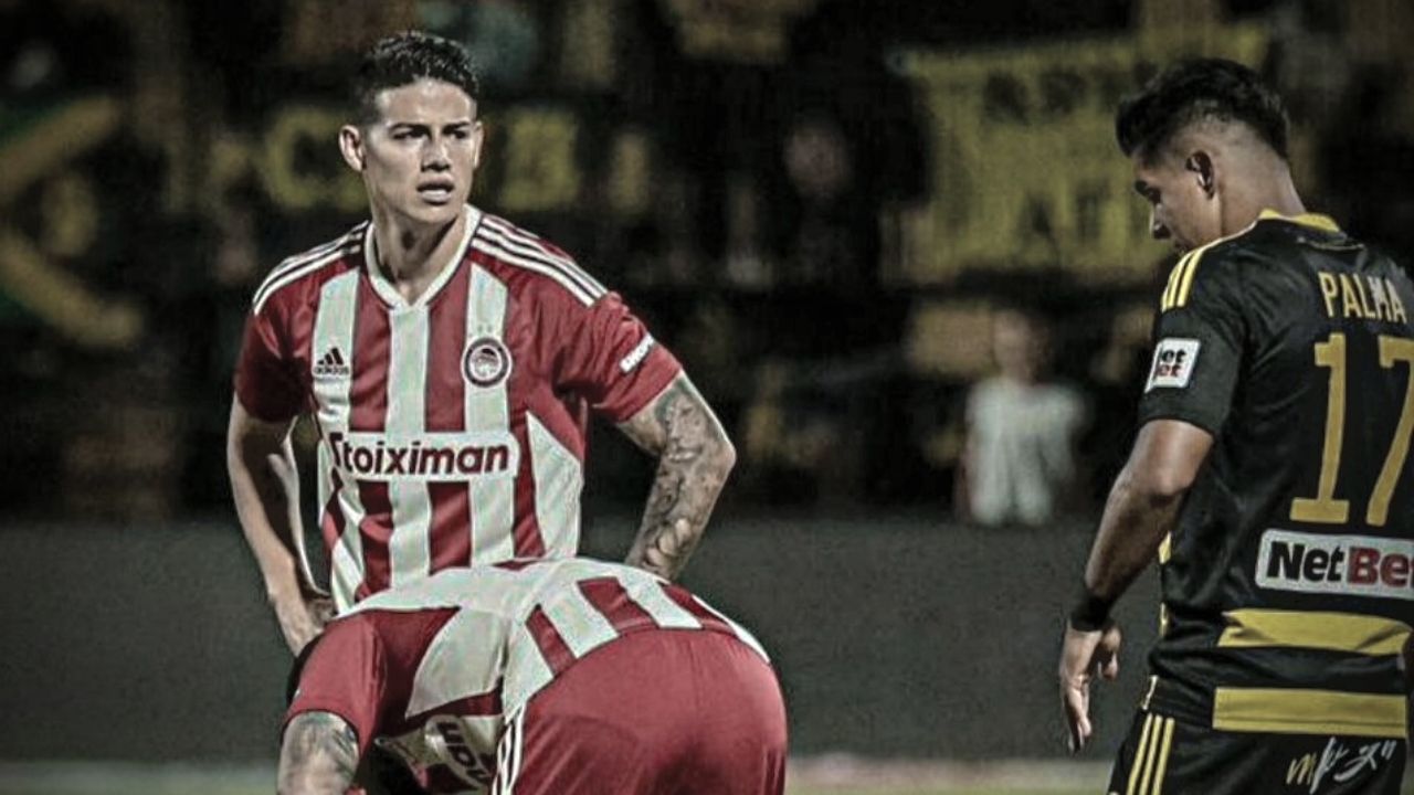 James Rodríguez reacciona luego de debutar y perder por un gol de Luis Palma