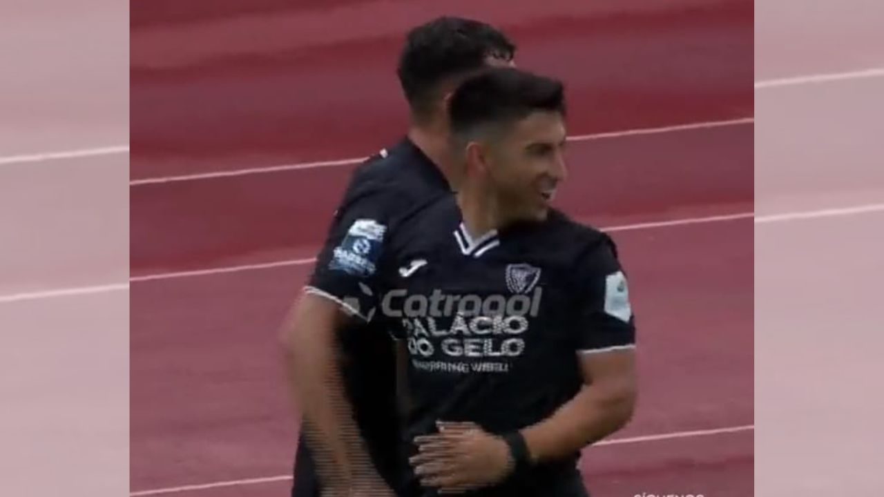 Jonathan Rubio anota y acorta distancia ante el CF Estrela da Amadora en Portugal