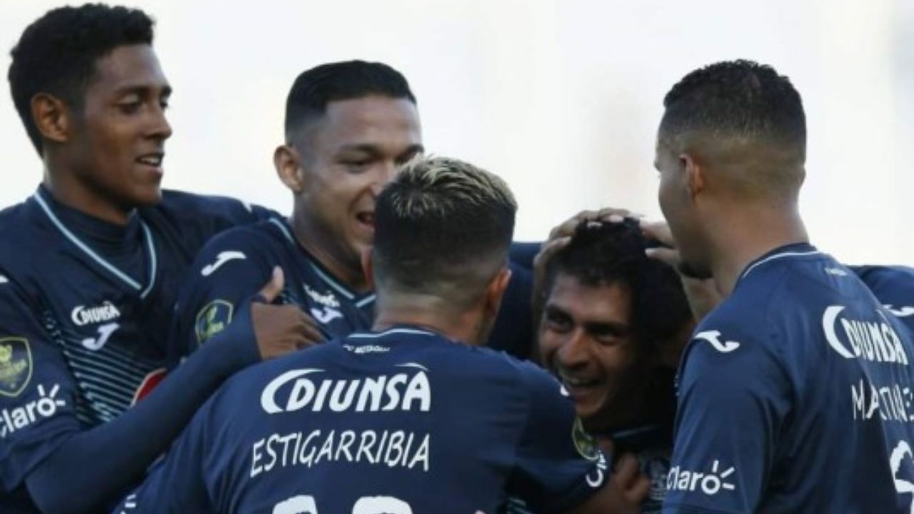 Exjugador de Motagua hace historia y elimina al River Plate de la Copa Argentina