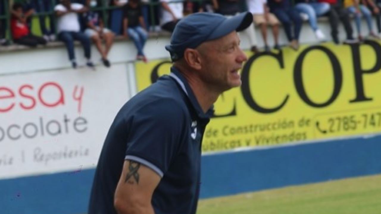 Comisión de Disciplina ratifica castigo para el preparador físico de Motagua Juan Bertani