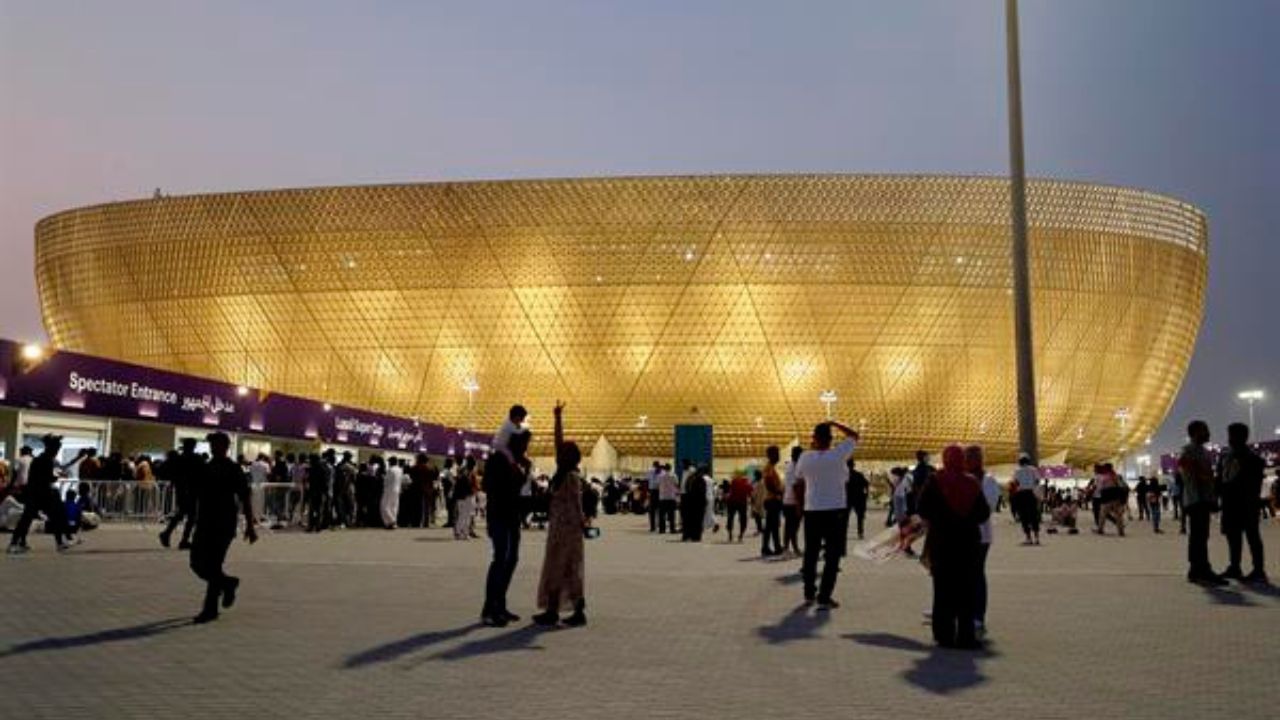 Qatar 2022 no pedirá la vacuna contra covid-19 a los aficionados mundialistas
