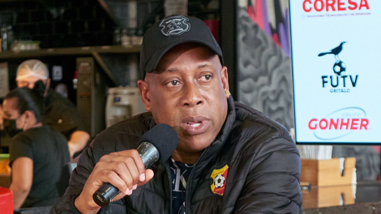 Hernán Medford podría regresar a Honduras a dirigir un equipo grande de la Liga Nacional