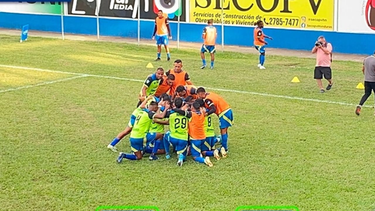 Olancho FC volvió a conseguir un triunfo al remontarle al Vida en casa