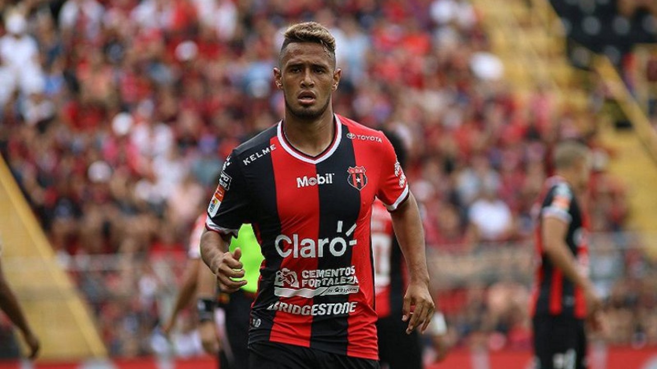 El envidiable récord de Concacaf que Alex López buscará obtener en la final ante Olimpia
