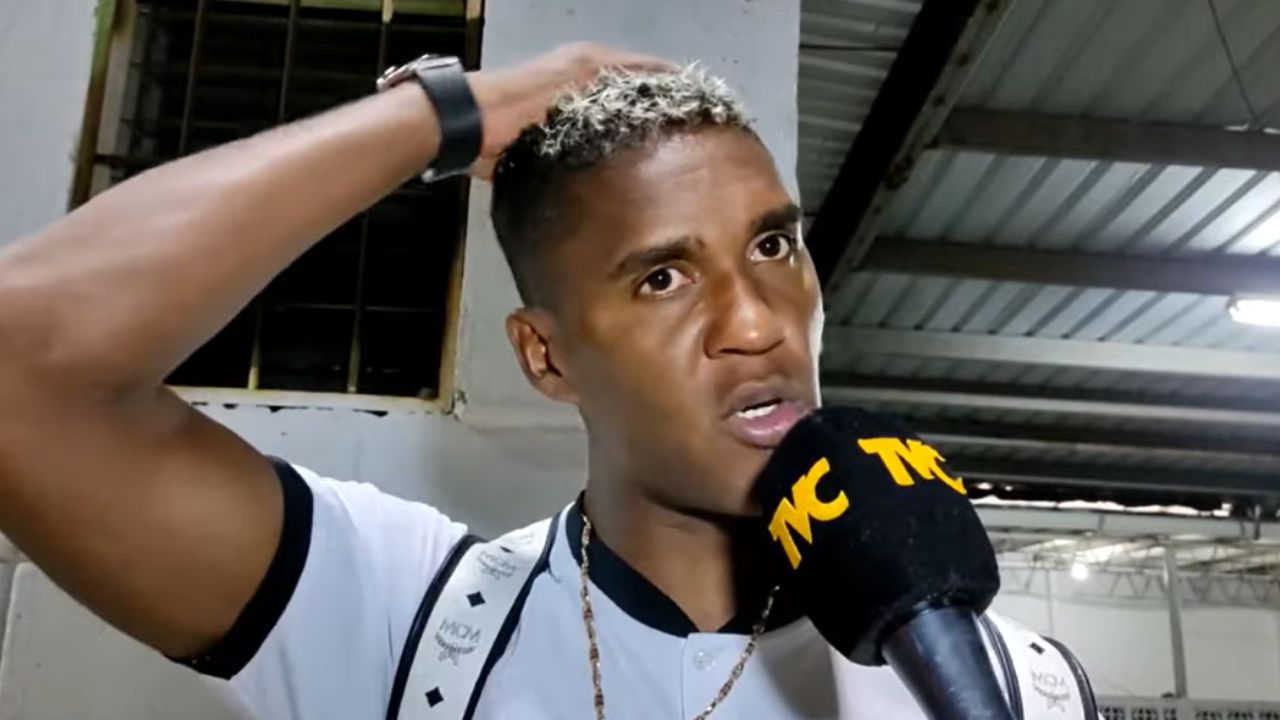 Brayan Beckeles se rinde a su propio equipo por evitar la caída con diez ante Real España