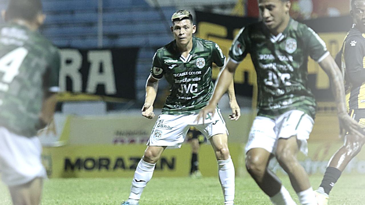 Francisco Martínez y su gran problema con el Marathón tras su debut en Liga Nacional