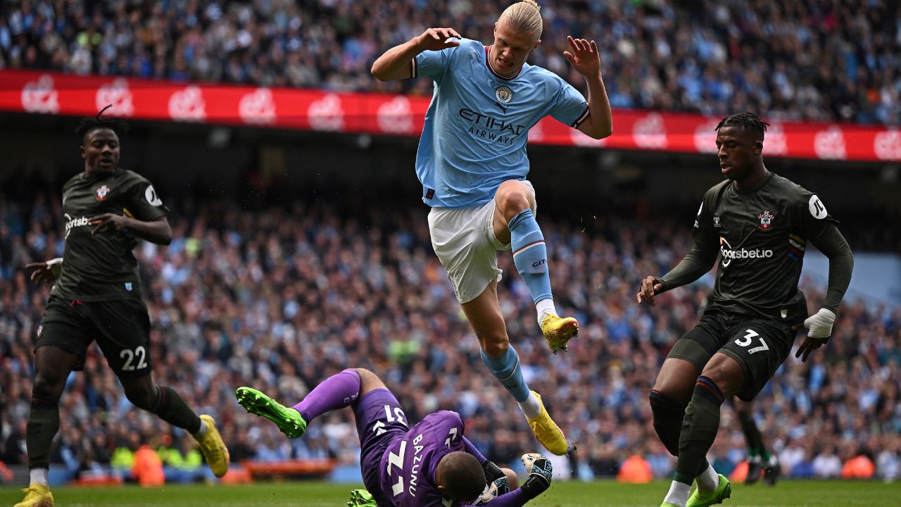 Manchester City es líder con otro gol de Haaland y el Chelsea sube al 'Top 4'