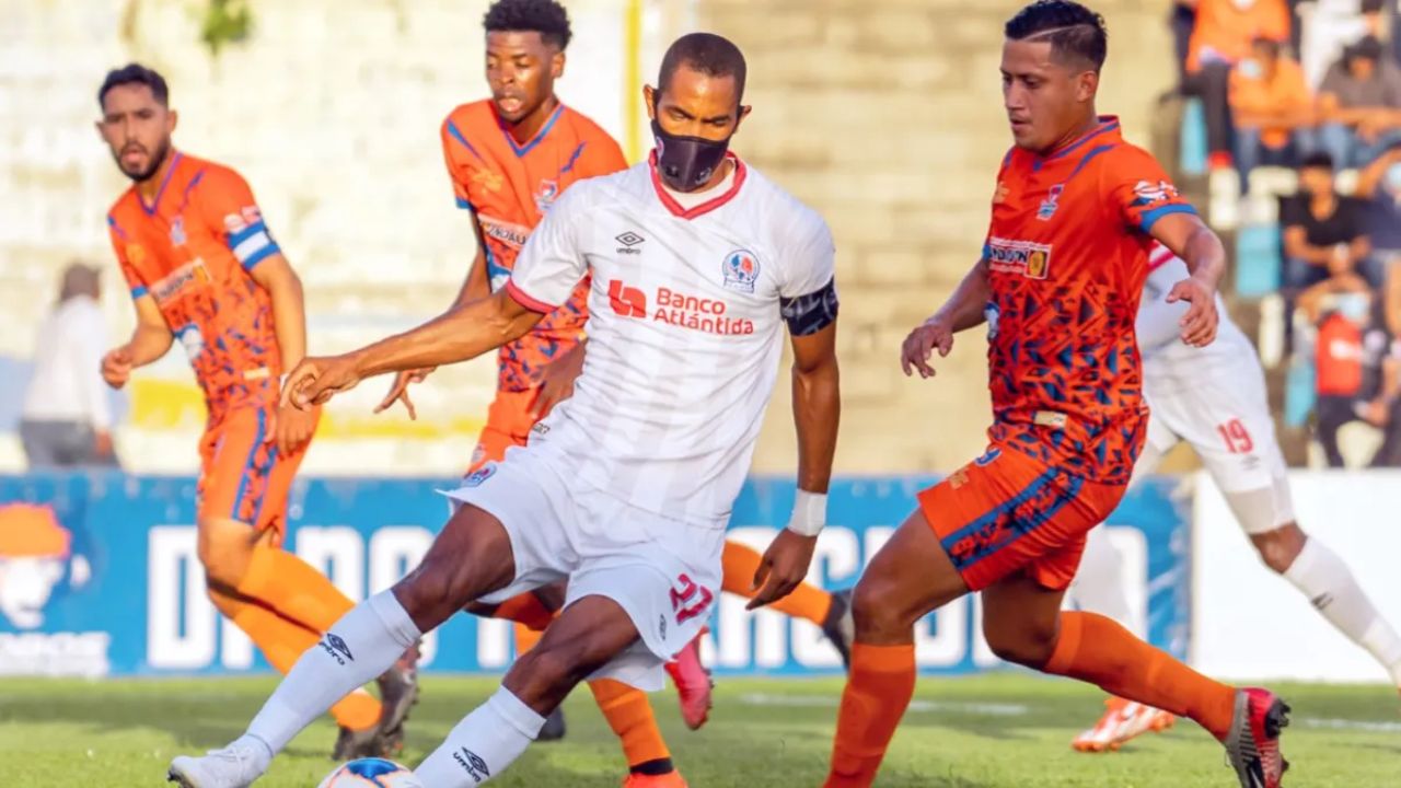 Lobos UPN adelanta cambios para el partido ante Olimpia por la jornada 15