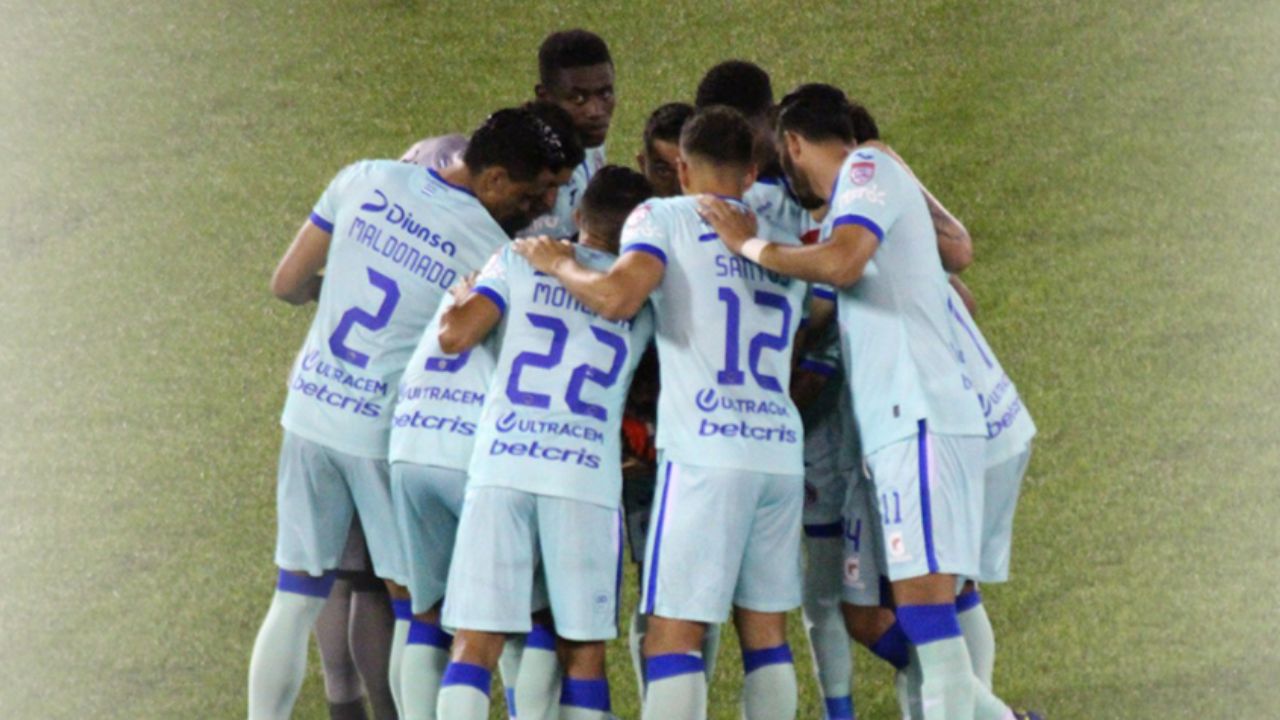 La razón por la que Roberto Moreira y Wesly Decas se perdieron el clásico ante Olimpia en Liga Concacaf