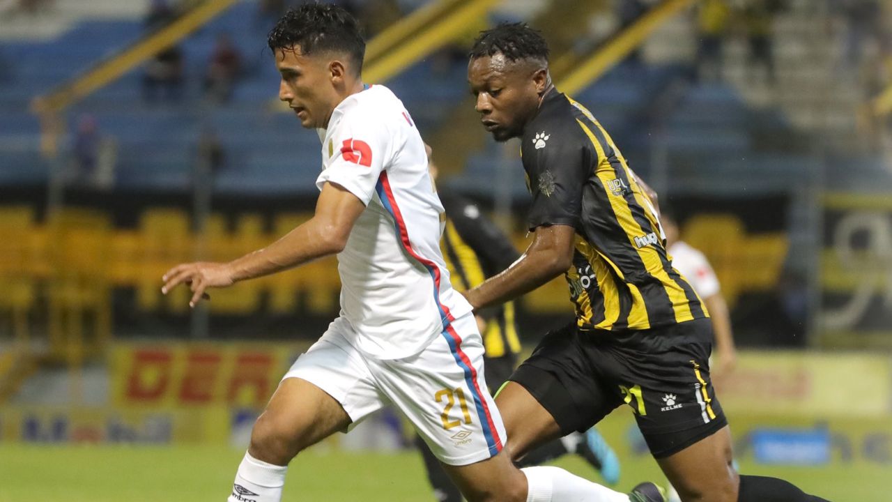 ¡Amargo empate! Real España y Olimpia reparten puntos en un insípido clásico en el Morazán