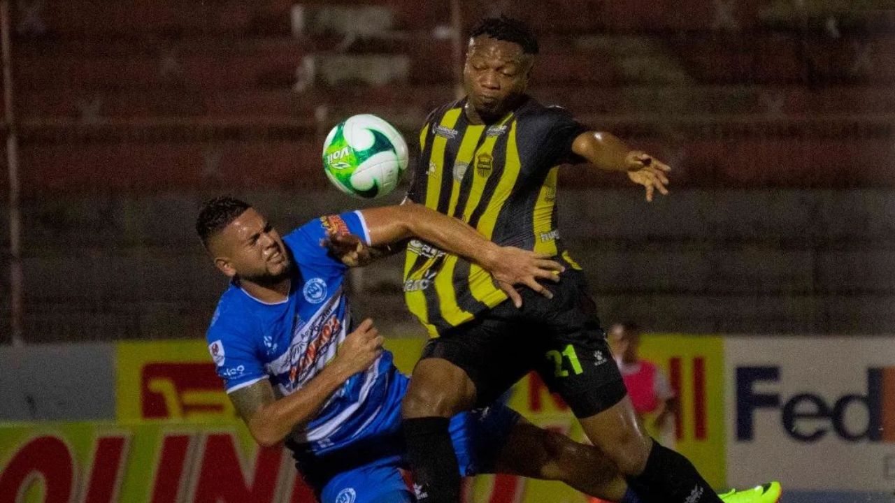 ¡Pitó la Máquina! Real España se recupera ante el Victoria que sucumbió en La Ceiba