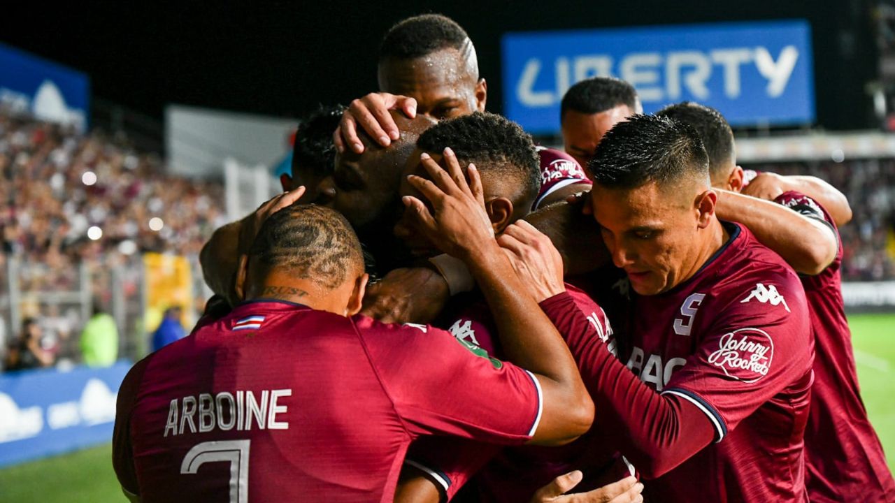 Saprissa gana el clásico ante Alajuelense y se mete a la final del Apertura en Costa Rica