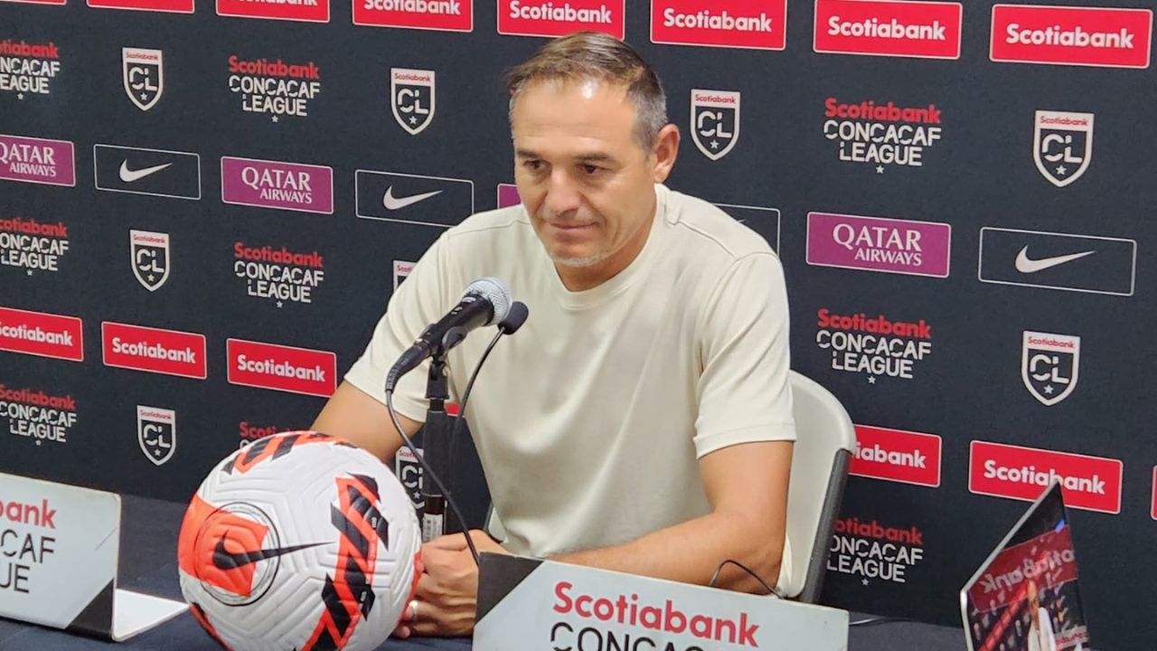 Tota Medina menciona la ventaja del Motagua para la vuelta contra Olimpia en Liga Concacaf