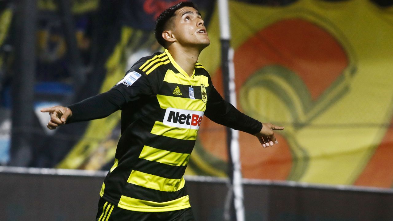 Luis Palma gana dos prestigiosos premios con el Aris de la Superliga de Grecia
