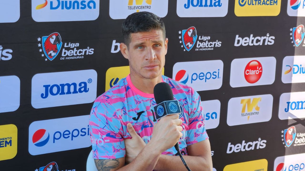 Jonathan Rougier confiesa si hay problemas internos o no en Motagua y exige respeto a quienes los insultan