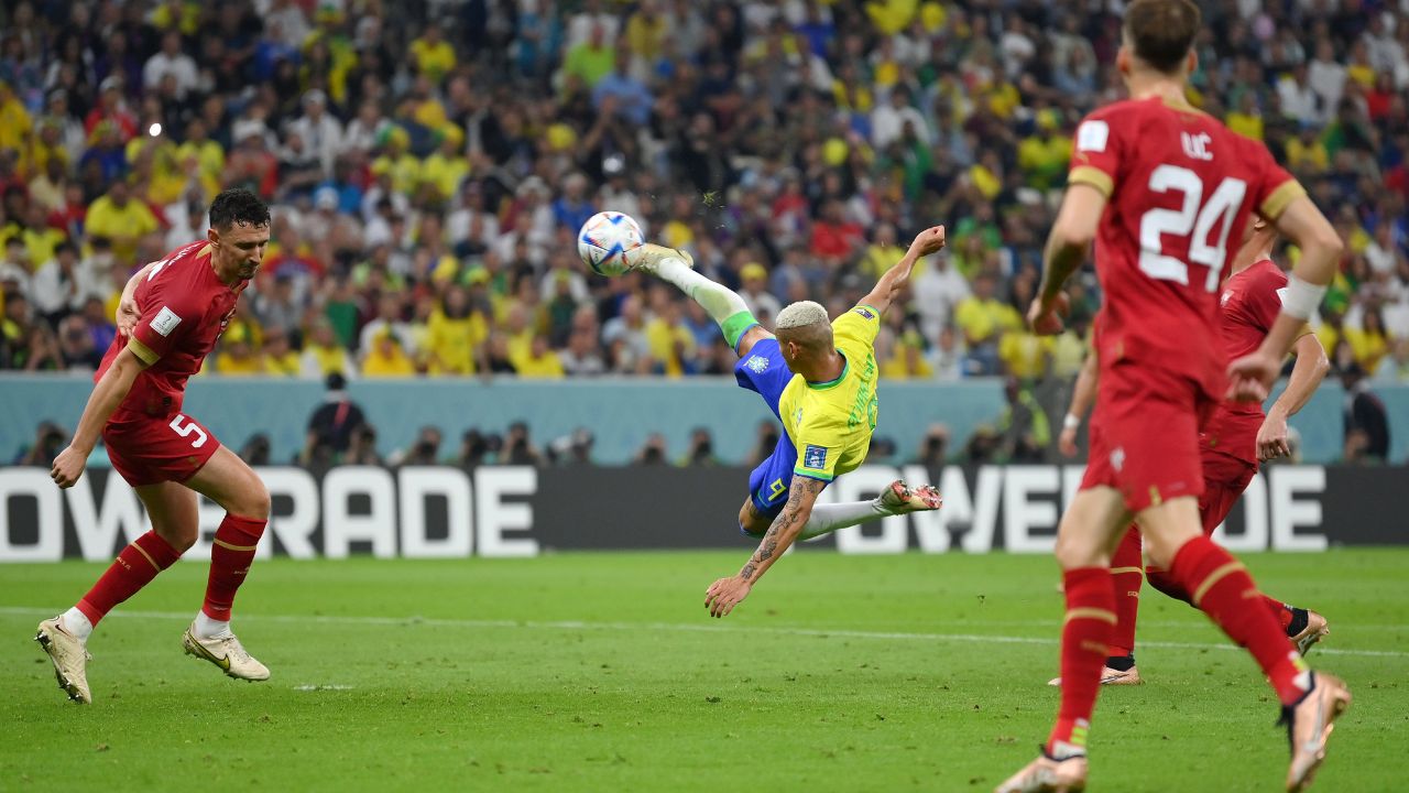 Brasil vence a Serbia con soberbia actuación de Richarlison