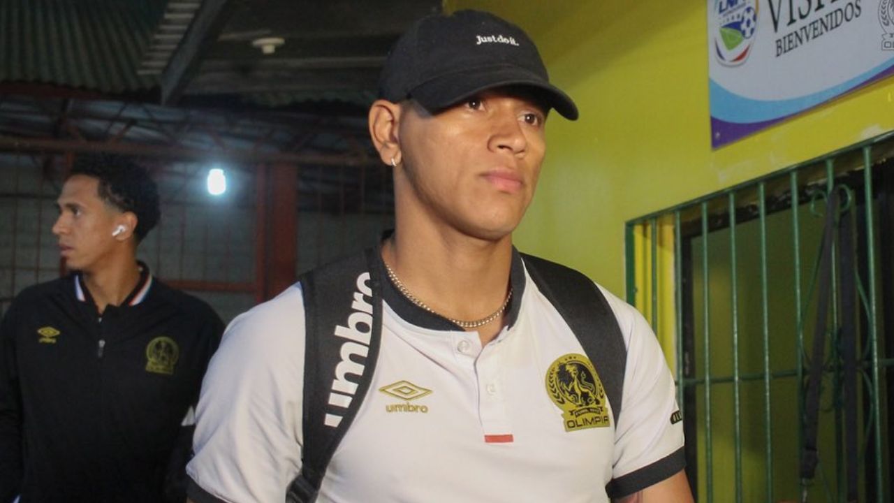 Brayan Moya reaparece en inesperado lugar tras ser expulsado ante Honduras Progreso