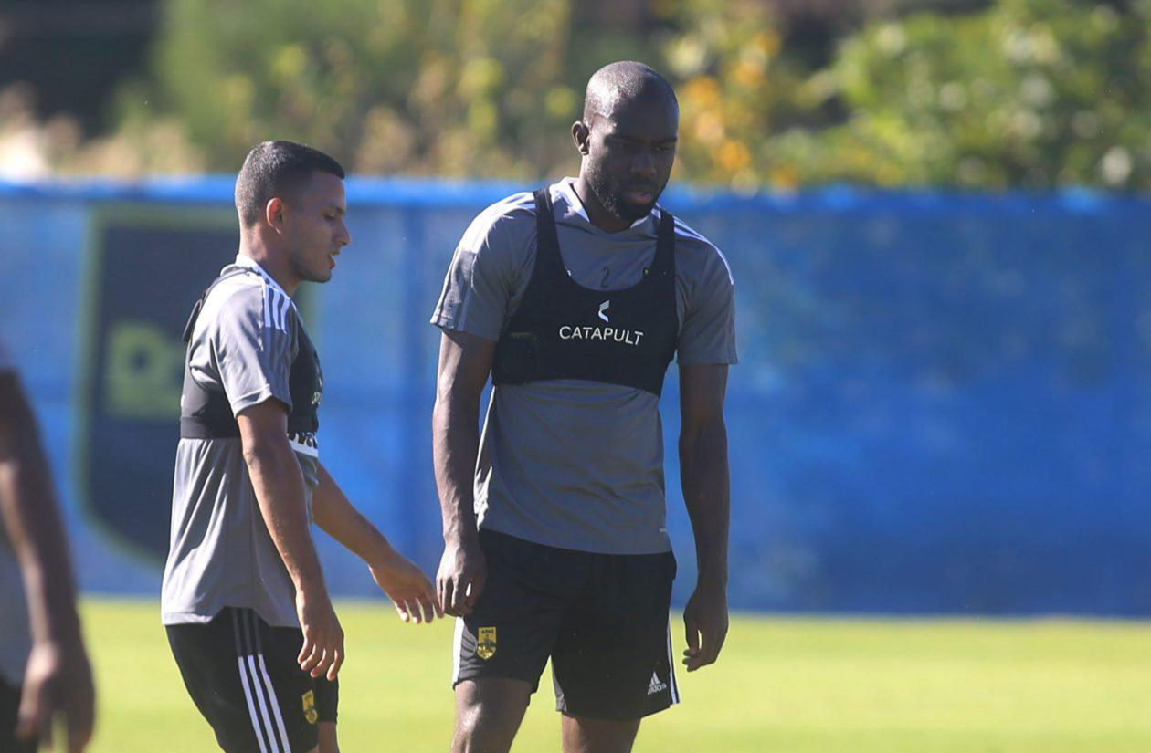 Olimpia se pronuncia sobre la situación de Edwin Rodríguez en el Aris FC
