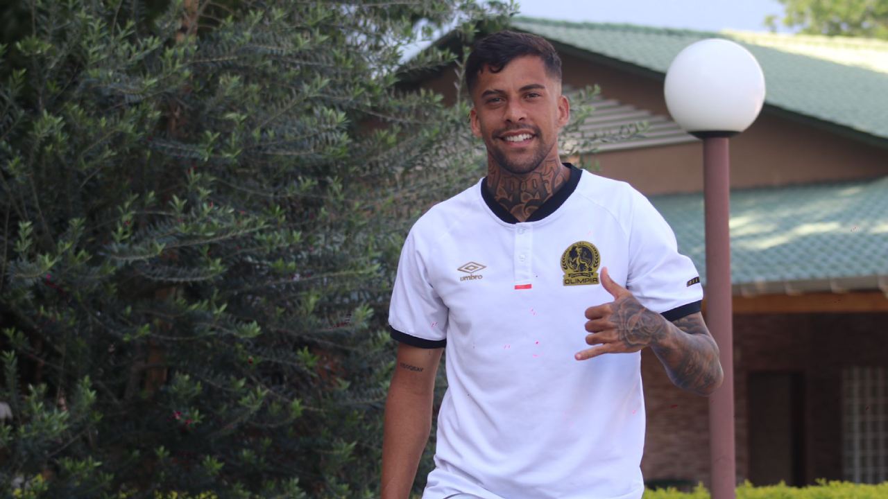 ¿Cábala? Gabriel Araújo revela su truco 'mágico' para evitar lesiones durante sus partidos