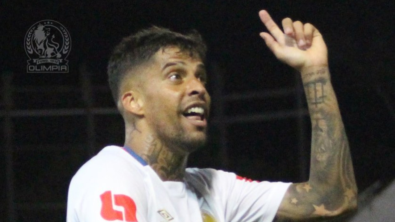 Gabriel Araújo declara su amor a Olimpia y asegura que jugó los dos juegos más importantes de su vida