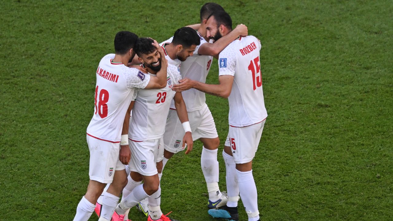 Irán consigue el triunfo en la prolongación ante Gales en un partidazo en el Grupo B