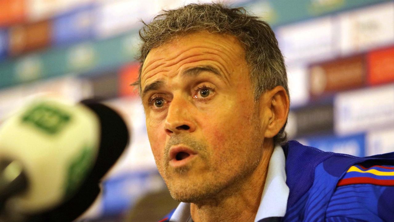 Luis Enrique confunde ubicación de Costa Rica en plena transmisión antes del debut de España en Qatar 2022
