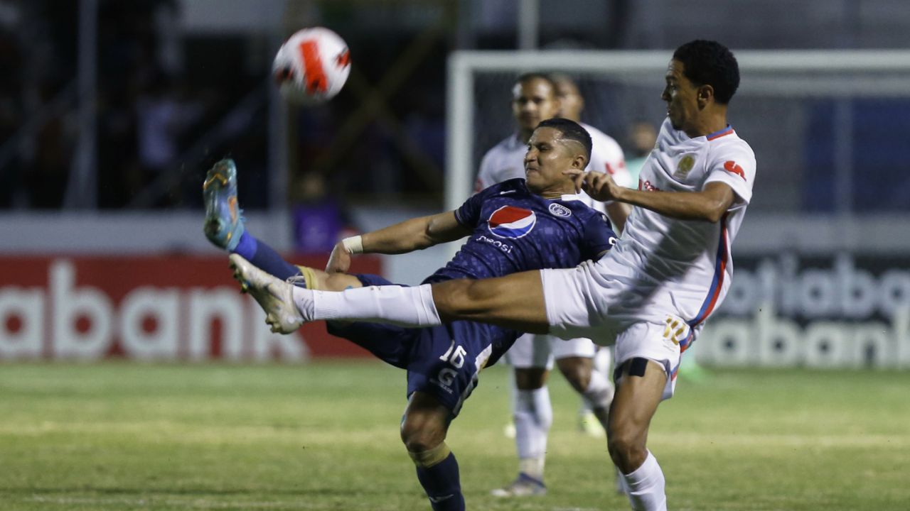 ¡Oficial! Clásico entre Olimpia y Motagua por el liderato ya tiene hora, fecha y sede definida