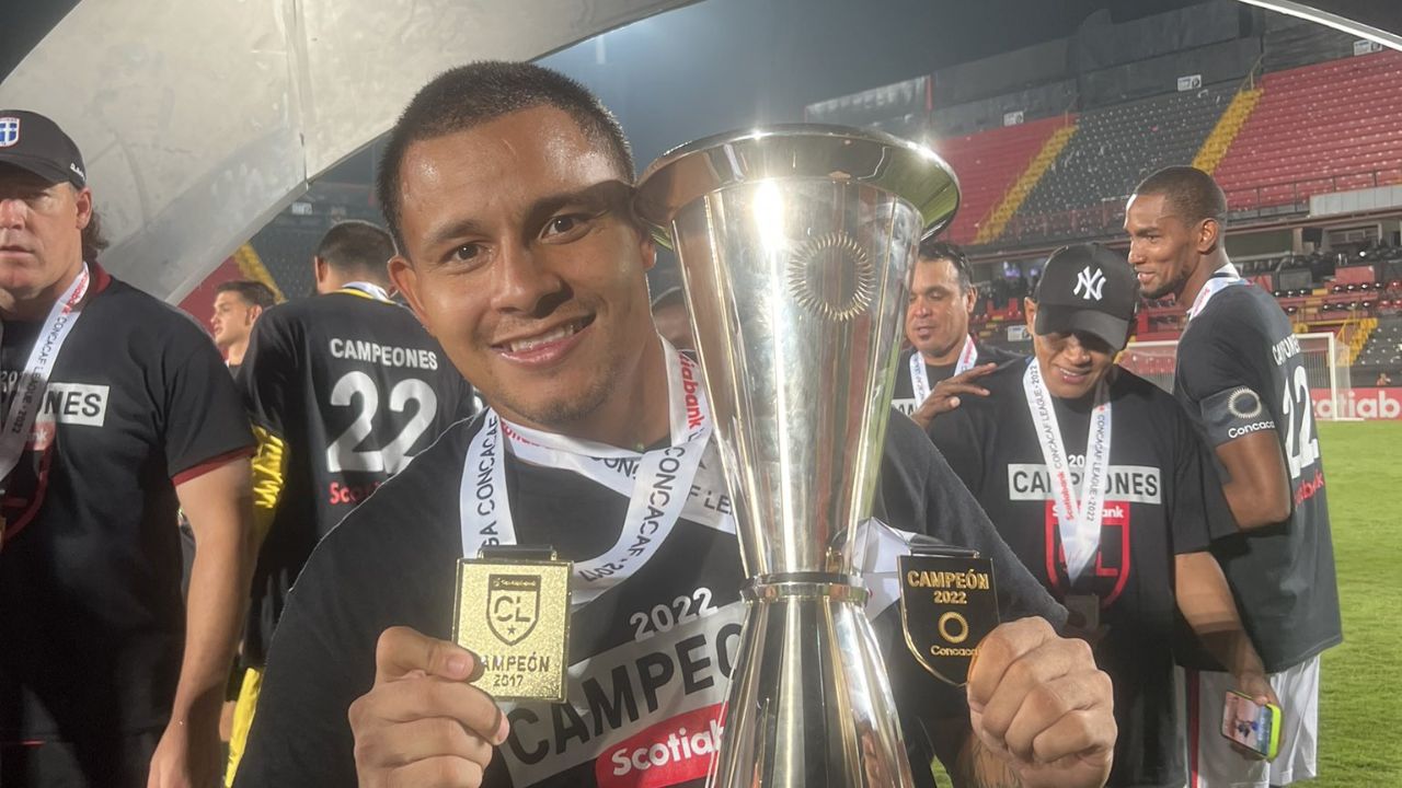 Patón Mejía realizó impresionante predicción sobre Olimpia en la Liga Concacaf