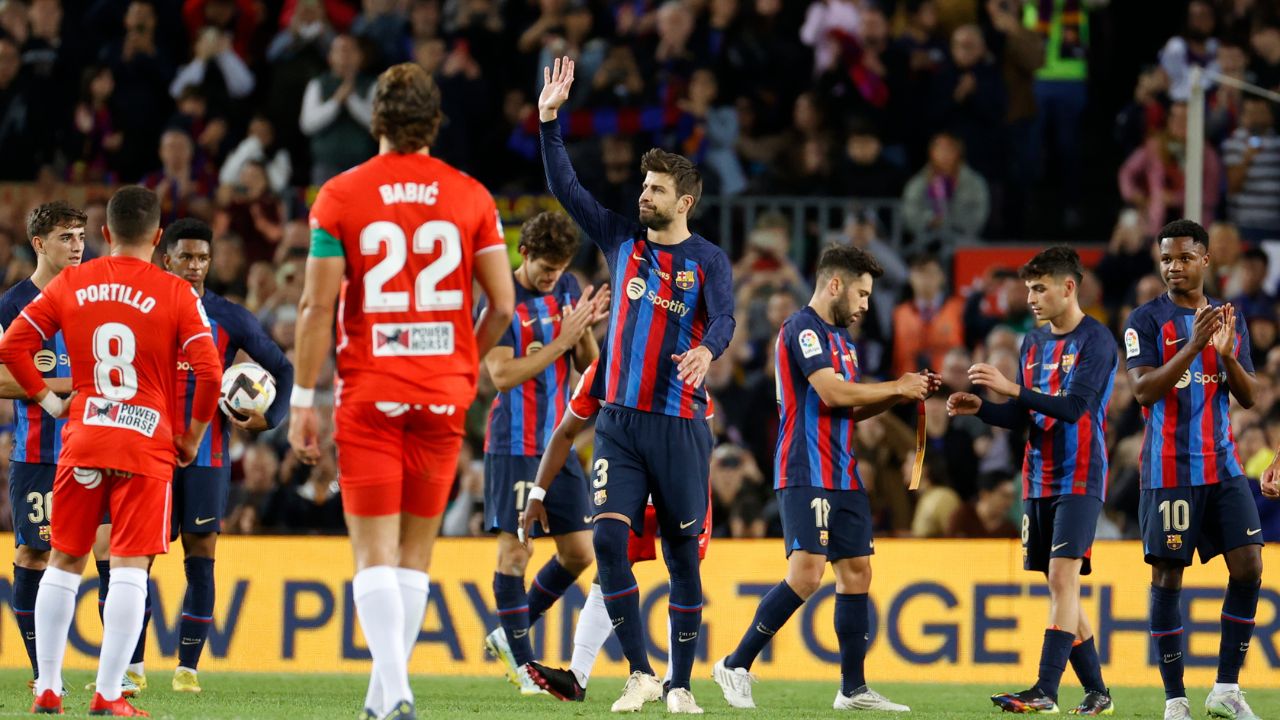 Gerard Piqué rompe en llanto en su despedida con el Barcelona ante Almería