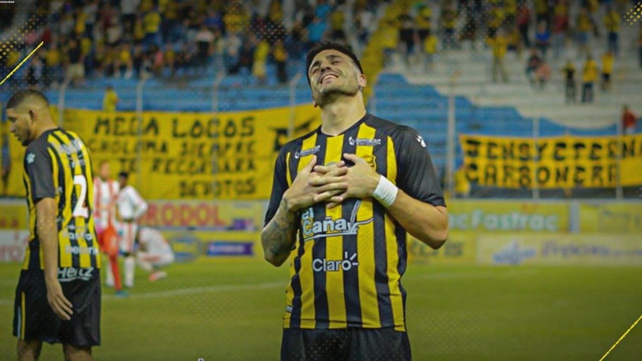 Ramiro Rocca salva al Real España de complicarse y le da los tres puntos ante el Vida