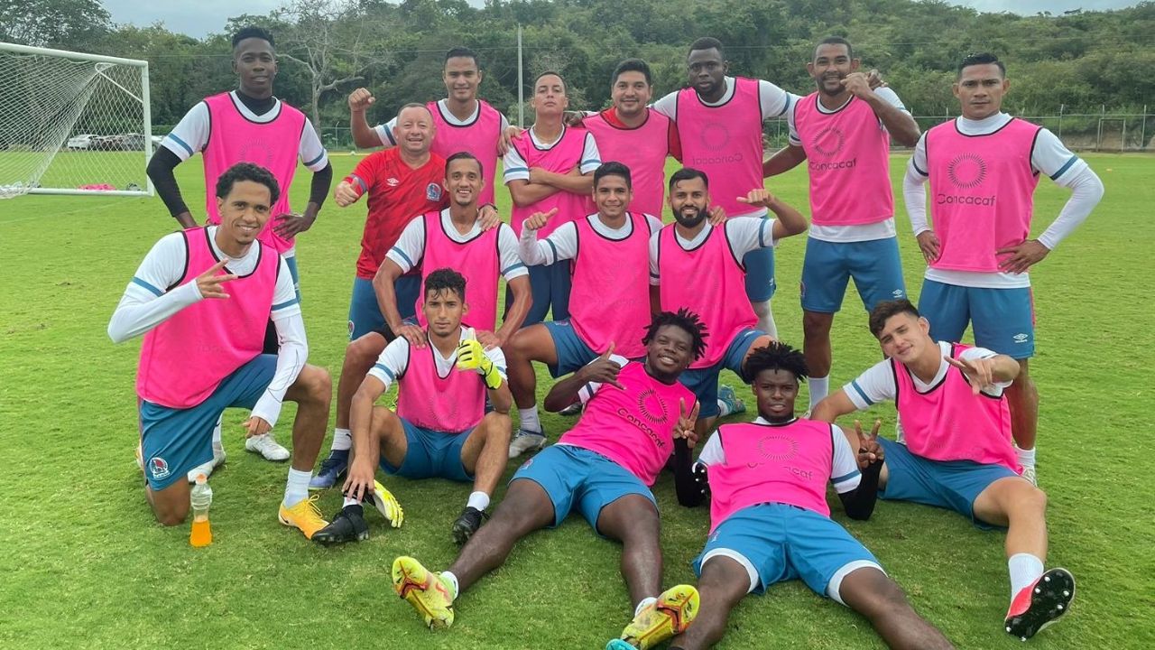 Estos fueron los jugadores del Olimpia que ganaron un carro nuevo