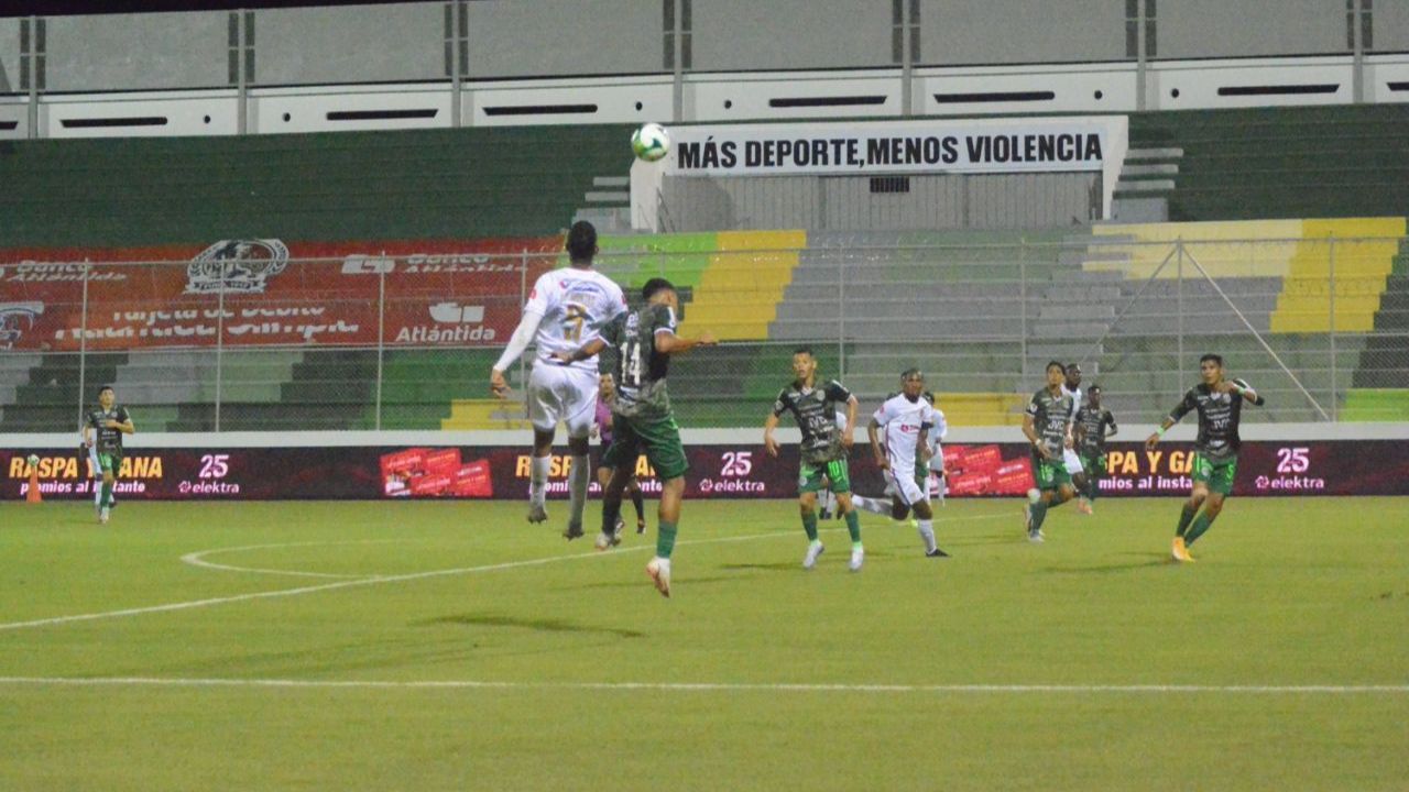 Olimpia sufrió con Marathón pero avanza a la final del Apertura 2022-23 de la Liga Nacional