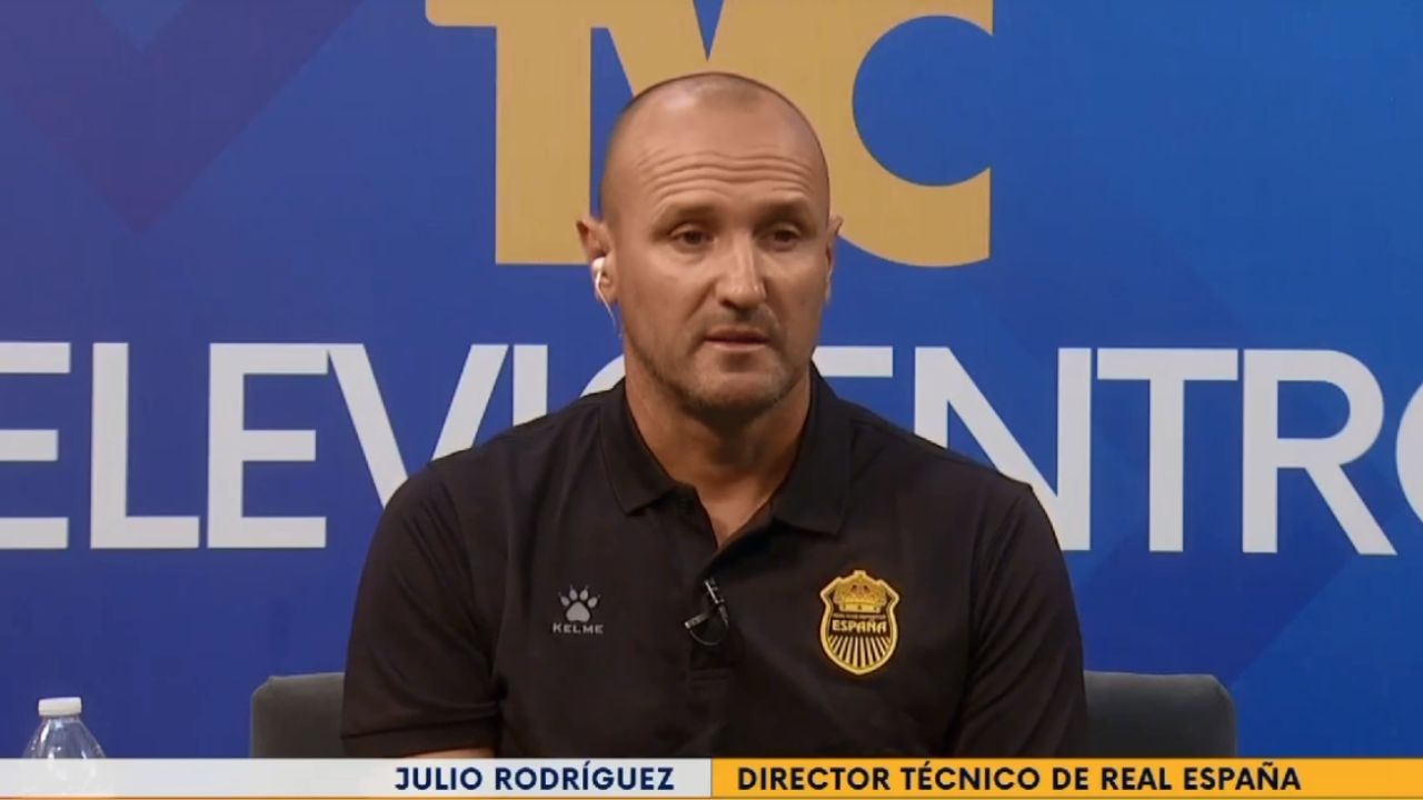 Palomo Rodríguez confiesa cómo jugará Real España bajo su mandato y a qué aspira con su plantel