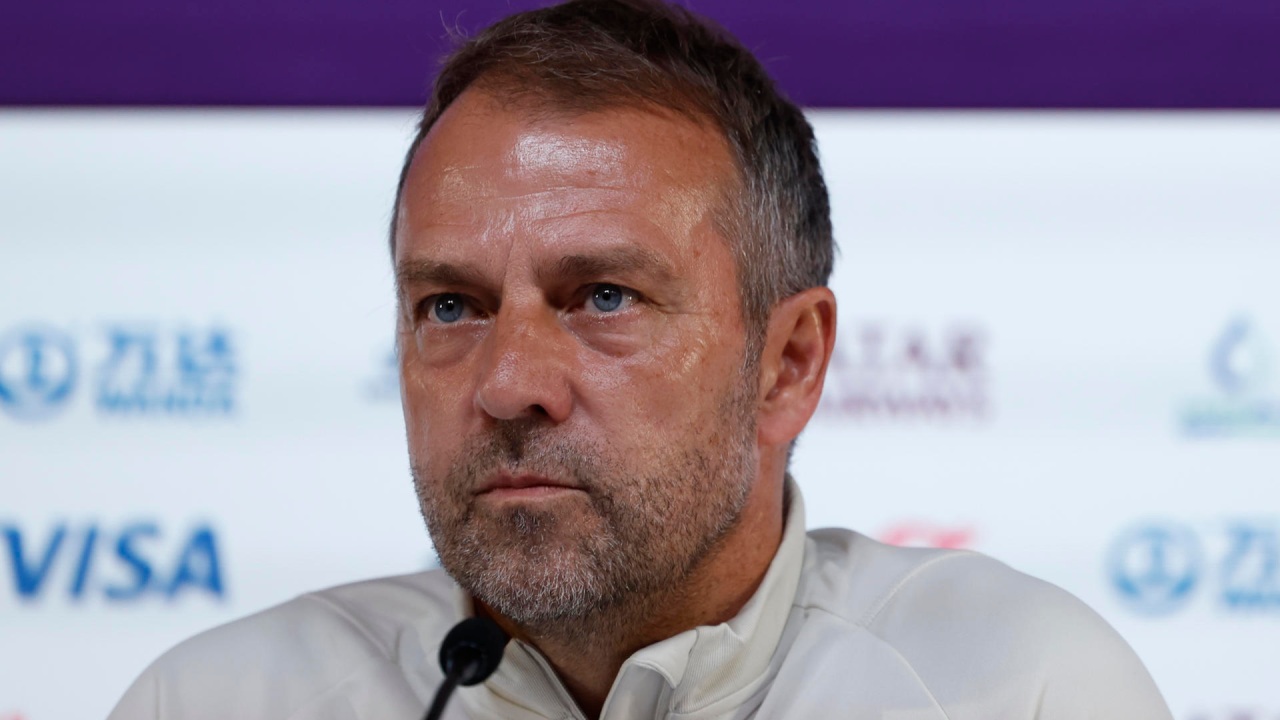 Alemania anuncia futuro del entrenador Hansi Flick tras ridículo en el Mundial Qatar 2022