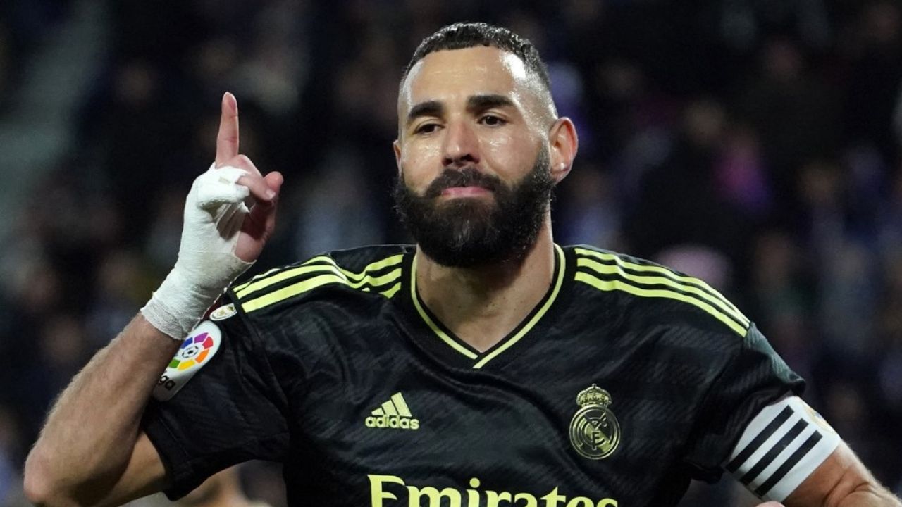 Real Madrid derrota a Valladolid con doblete de Karim Benzema